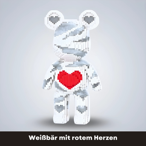 Weißbär mit rotem Herzen